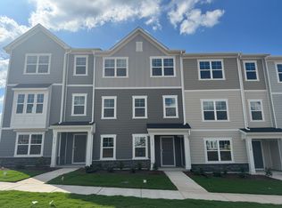 1732 Burgundy Park Dr, Apex, NC 27502