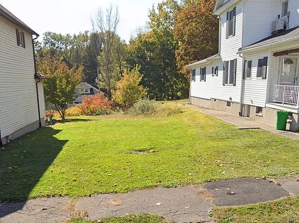 841 Price St, Dickson City, PA 18519