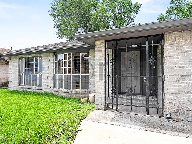 10914 Clear Fork Dr — Photo 4