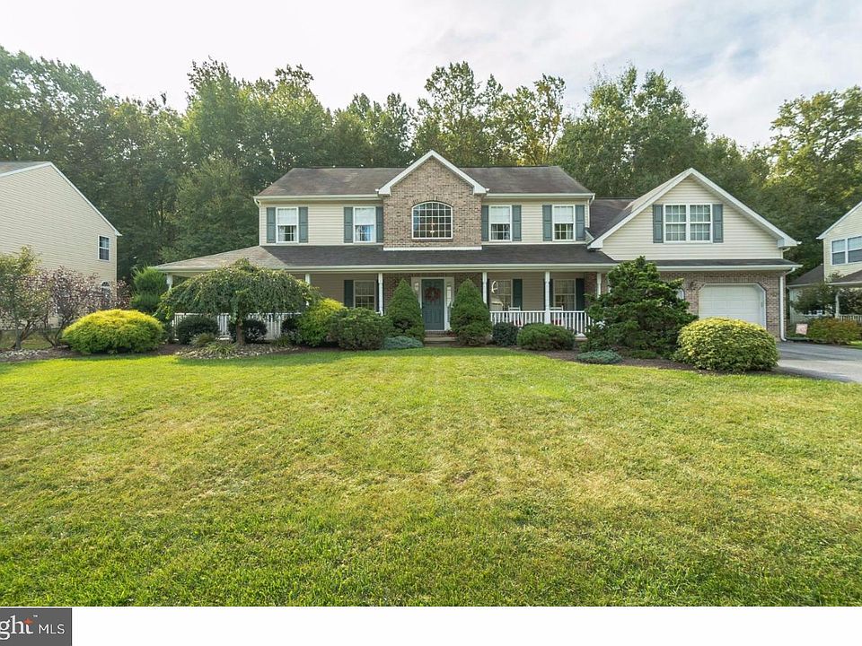 1st image of 417 Terra Dr