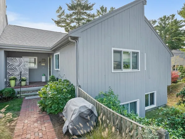 27 Trout Farm Ln #27, Duxbury, MA 02332