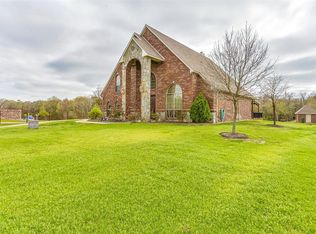 116 Waterfall Ct, Azle, TX 76020