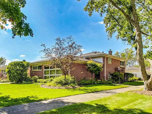 9046 Meade Ave, Morton Grove, IL 60053