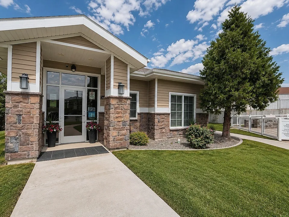 Copperwood Apartments