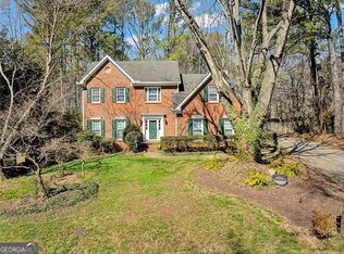 511 Shore Dr NW, Suwanee, GA 30024