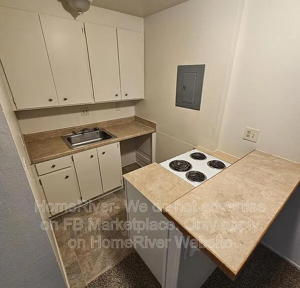 1620 F St #2 — Photo 7