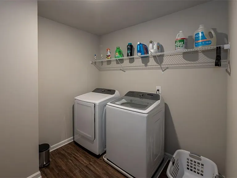 819 Ash St — Photo 22