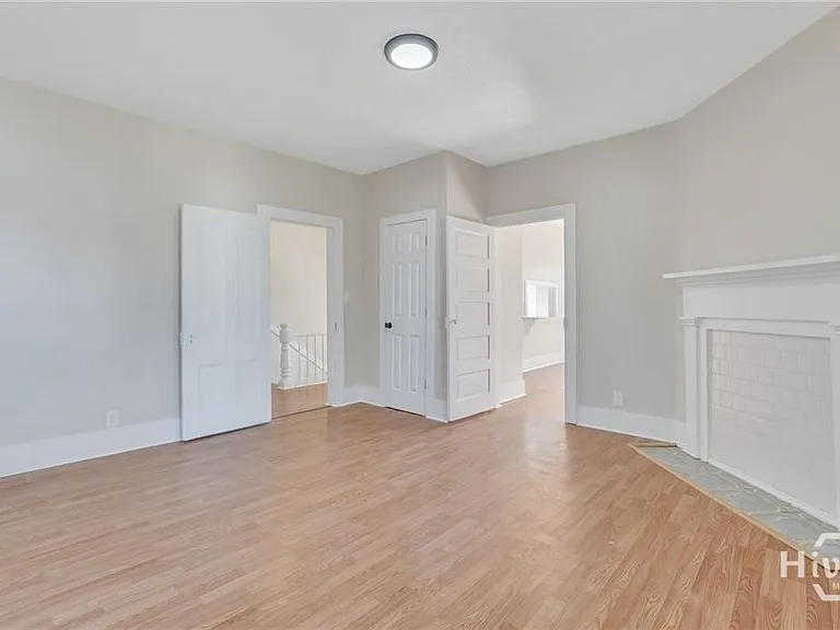218 W Anderson St #UPPER — Photo 12
