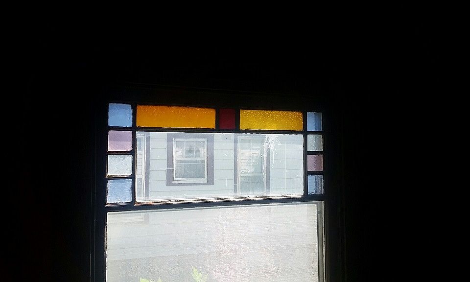 2nd image of 627 W 7th St