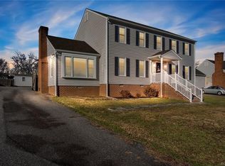 6918 Irongate Dr, North Chesterfield, VA 23234