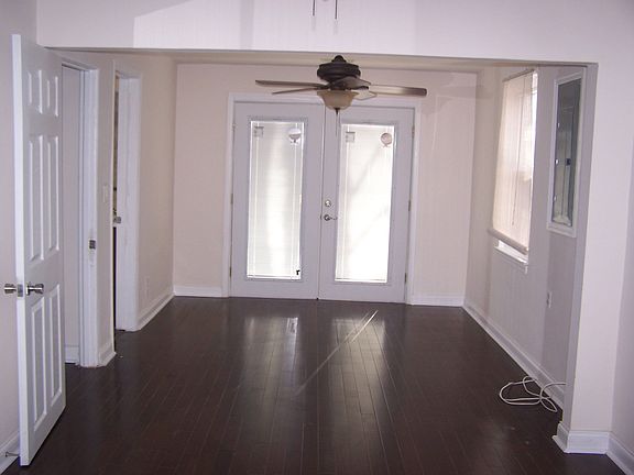 Master Bd French dr exit