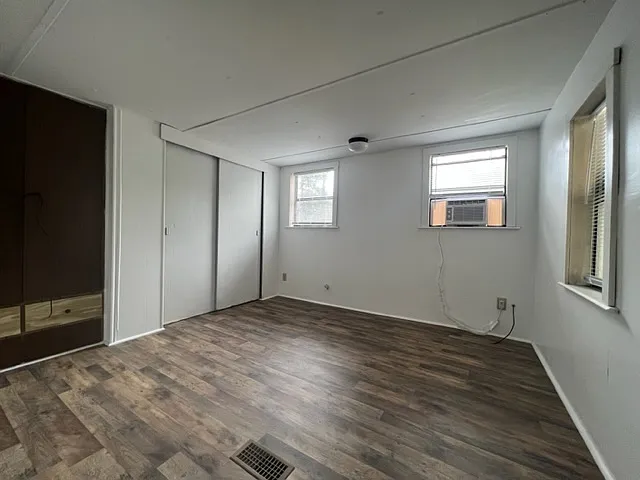 202 Harmons Way — Photo 9