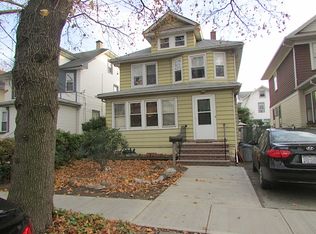 98 Walnut St, Staten Island, NY 10310