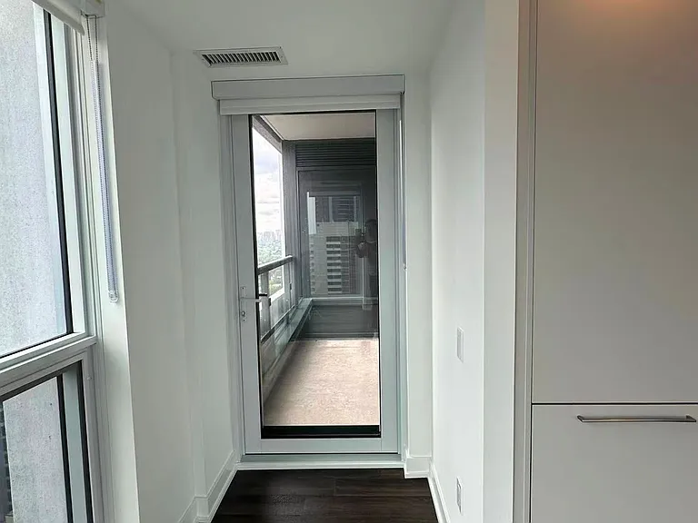 609 Sherbourne St #2802 — Photo 10