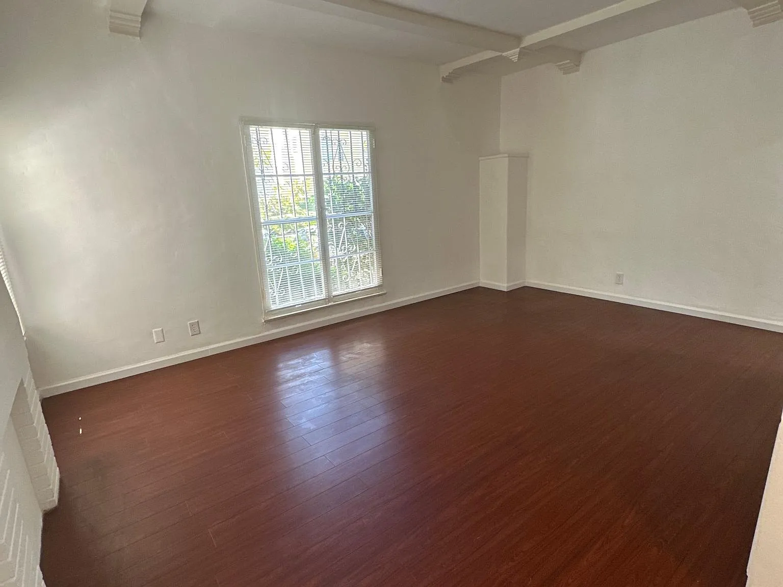 152 S Maple Dr — Photo 4