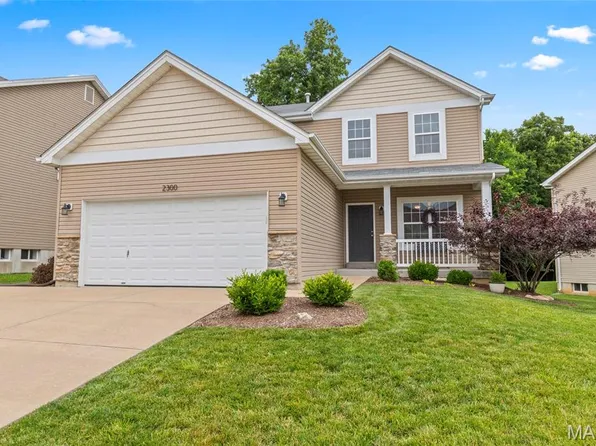2300 Appaloosa Trl, High Ridge, MO 63049