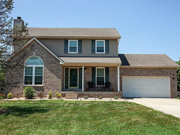 2nd image of 370 Cedarview Dr