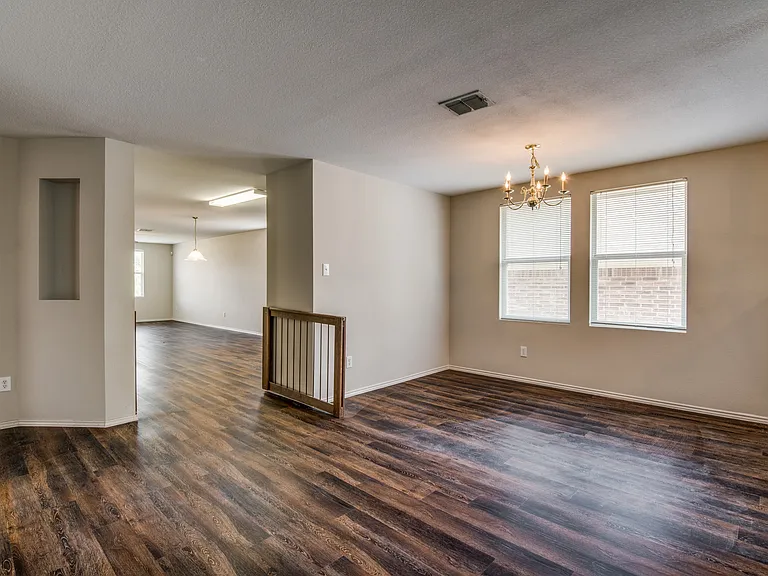 12638 Vandelia St — Photo 4