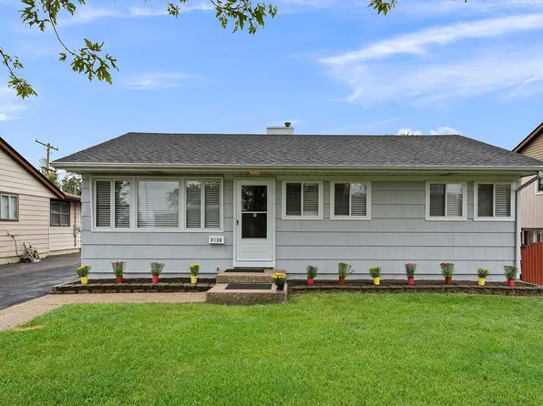 2820 S 9th Ave, Broadview, IL 60155