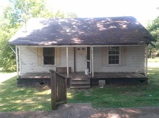 459 Buncombe St, Woodruff, SC 29388