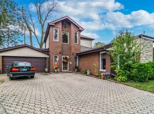 6508 N Kenneth Ave, Lincolnwood, IL 60712