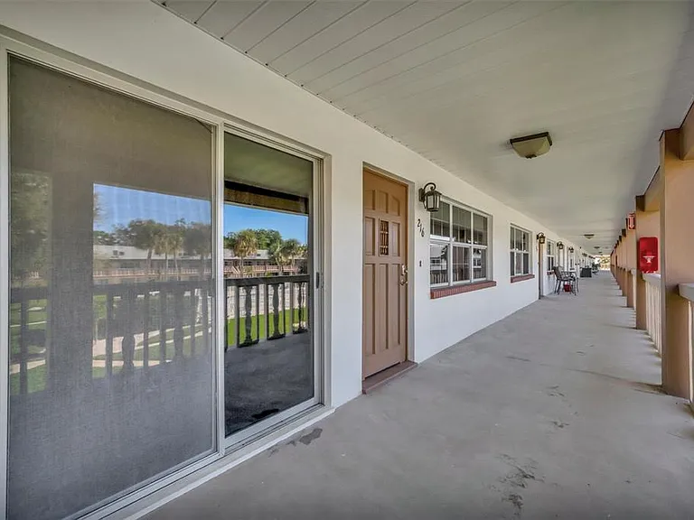 650 Pinellas Point Dr S #216 — Photo 2