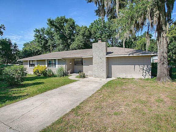 2nd image of 1110 N Palmetto Cir