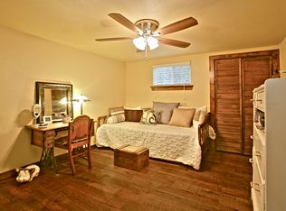 625 Red Bud Dr APT 20, Grapevine, TX 76051