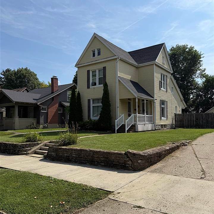 1st image of 153 S 21st St