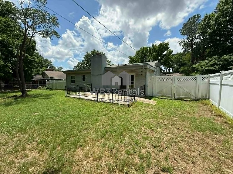 4210 Robertson Blvd — Photo 25