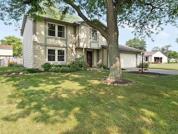 3rd image of 2237 Skyhawk Dr