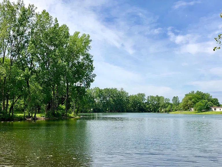 Village Green (IN) — Photo 8