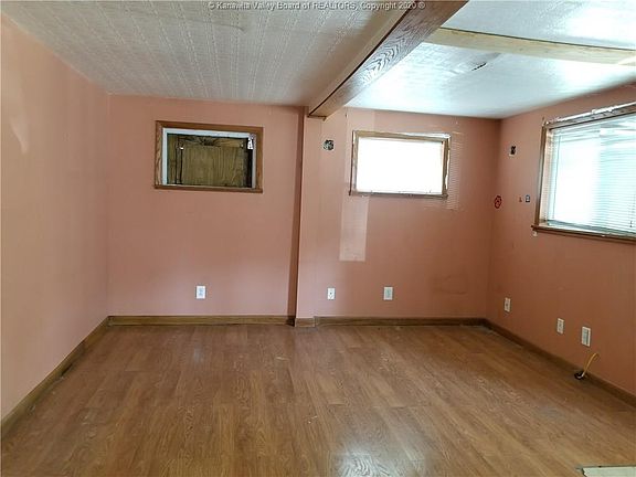 2nd image of 4907 Raven Dr