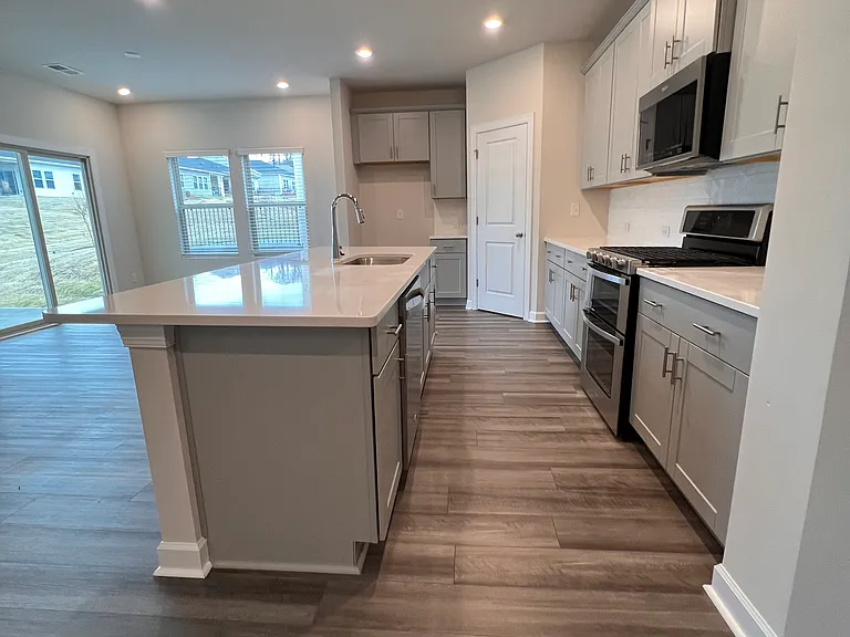 9850 Festival Way — Photo 9