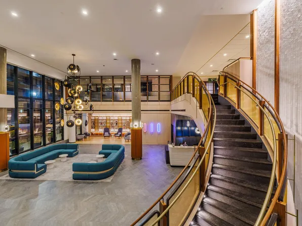 180 Morgan Street image 7 of 140