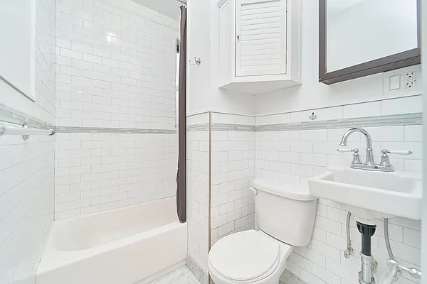 Rented by Living New York | media 11