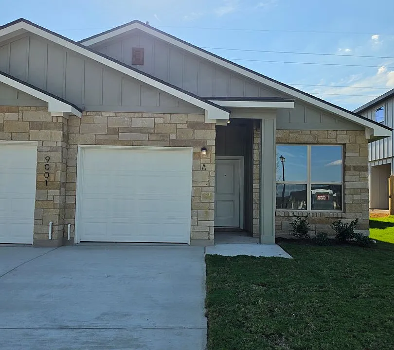 9001 Prickly Ash Dr #100