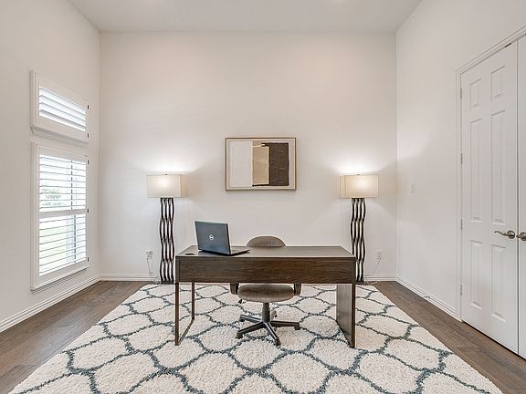 5th image of 1283 Meadow Rose Dr