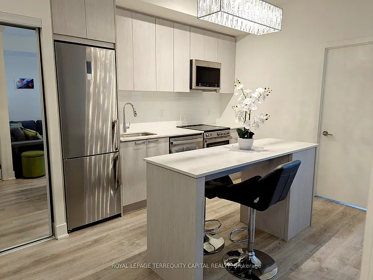 185 Deerfield Rd #217 — Photo 7