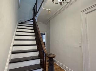 294 3rd St #1, Troy, NY 12180