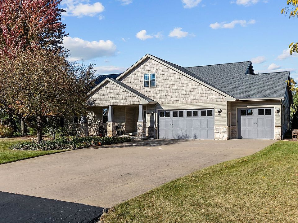 1st image of 2694 Cassy Ln