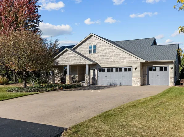 2694 Cassy Ln, Neenah, WI 54956