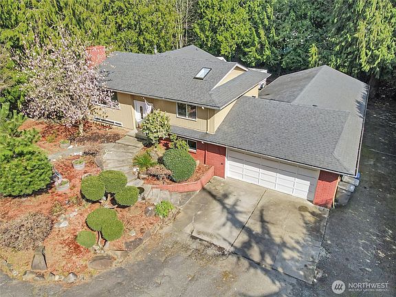 2nd image of 12001 Robinhood Lane