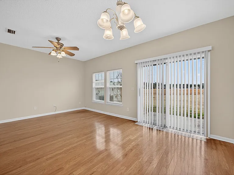 12296 Coconut Grove Ct — Photo 6