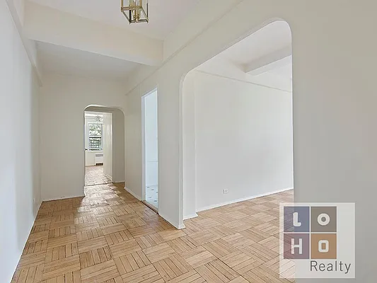 Sold by LoHo Realty | media 8