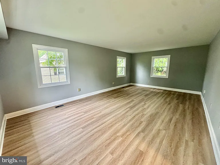 4908 Rocky Spring Ln — Photo 5