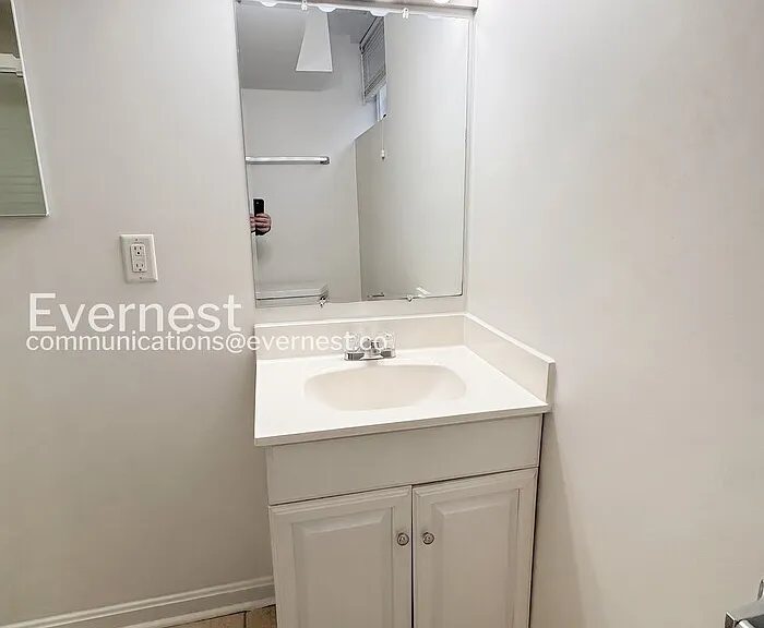 5427 Varnum St — Photo 17