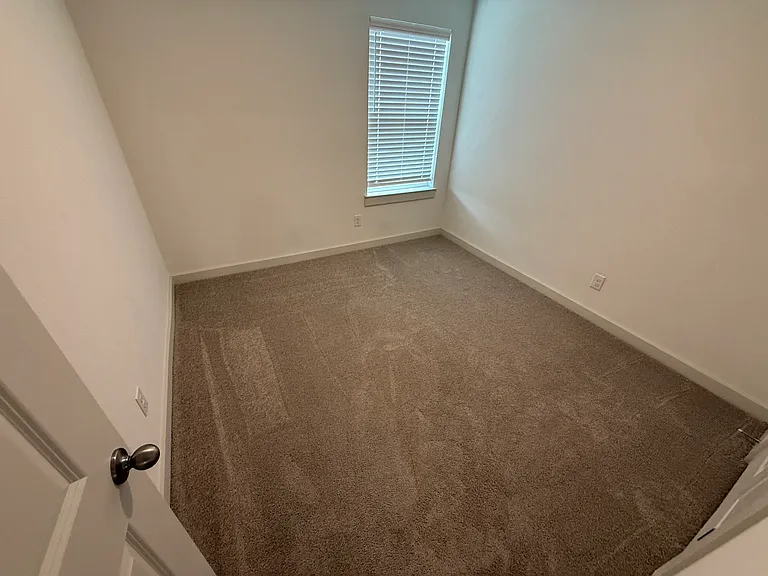1106 Arborwood Dr — Photo 17