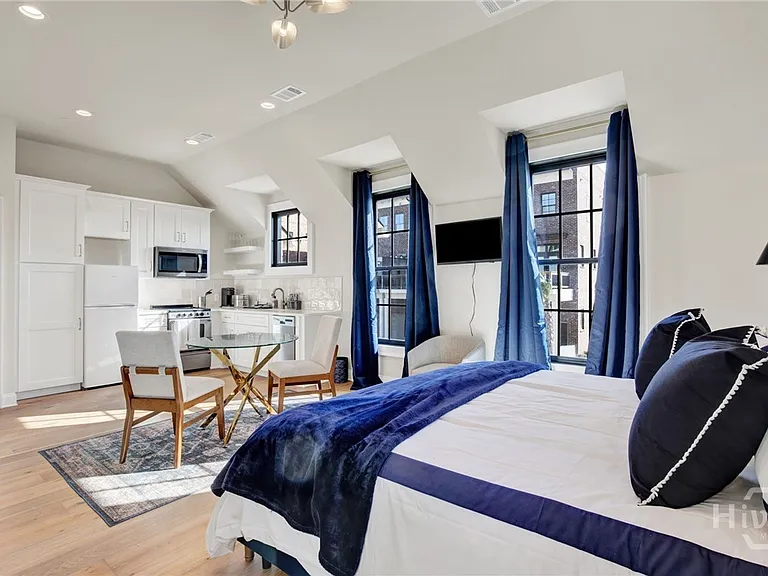 408 Geo Meyer Ave #CARRIAGE HOUSE — Photo 12