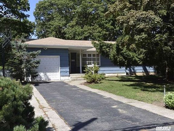 5th image of 53 Woodland St